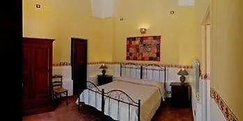 ホテル Relais Scinata *