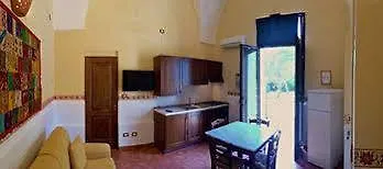 Relais Scinata فندق *